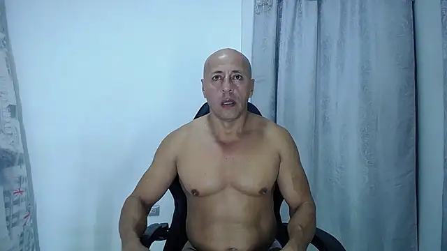 Snapshot of Jordan_Gomez_ chatting on March 11, 10:51 am Jordan Gomez online show from March 11, 10:51 am