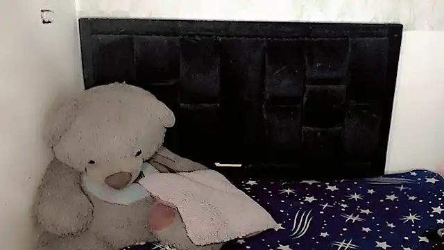 Michell Queen online show from December 19, 11:18 pm