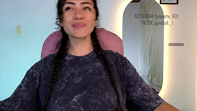 paula brunette online show from December 3, 4:46 am