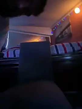 bigdickgio6923 online show from April 21, 2:25 am