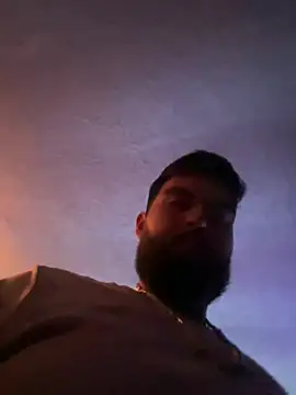 bigdickgio6923 online show from February 22, 1:30 am