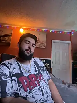 bigdickgio6923 online show from December 2, 11:39 pm