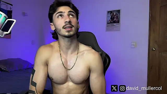 Snapshot of David_Brown18 chatting on February 22, 9:26 pm David Brown18 online show from February 22, 9:26 pm