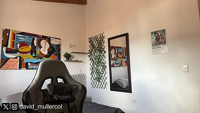 Snapshot of David_Brown18 chatting on September 24, 4:13 pm David Brown18 online show from September 24, 4:13 pm