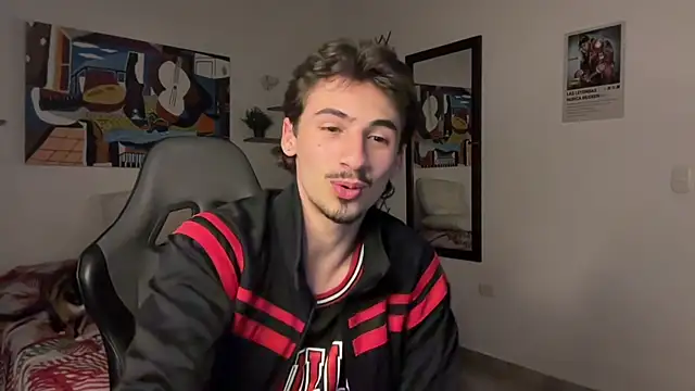 David Brown18 online show from December 17, 3:33 am