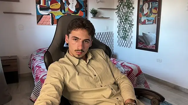 Snapshot of David_Brown18 chatting on November 7, 9:52 pm David Brown18 online show from November 7, 9:52 pm