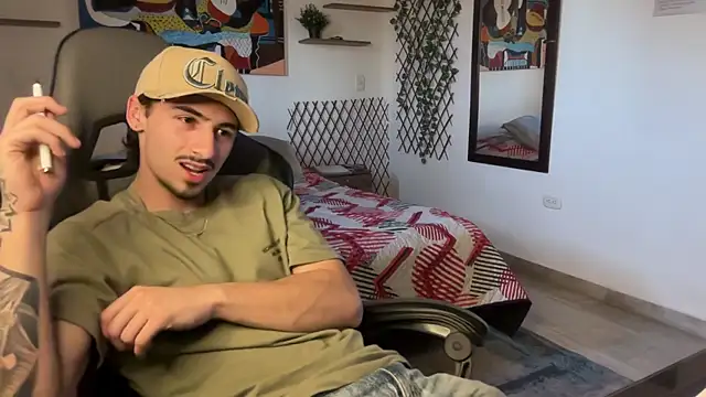 David Brown18 online show from December 14, 9:53 pm