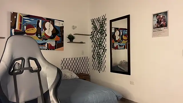 David Brown18 online show from January 9, 7:32 pm