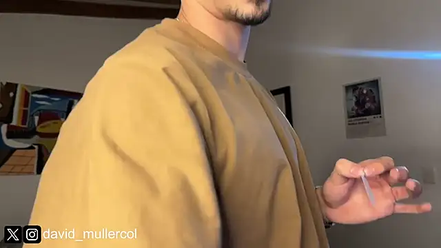 Snapshot of David_Brown18 chatting on September 9, 2:10 am David Brown18 online show from September 9, 2:10 am