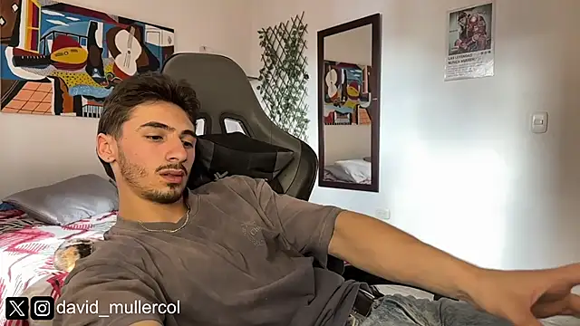 Snapshot of David_Brown18 chatting on September 26, 4:25 pm David Brown18 online show from September 26, 4:25 pm