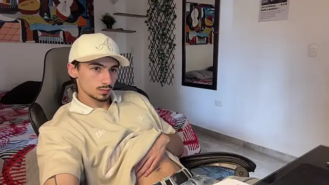 David Brown18 online show from December 1, 6:09 pm