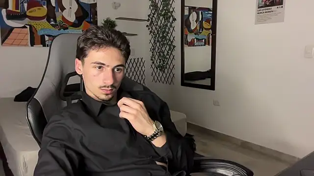 Snapshot of David_Brown18 chatting on November 5, 10:02 pm David Brown18 online show from November 5, 10:02 pm