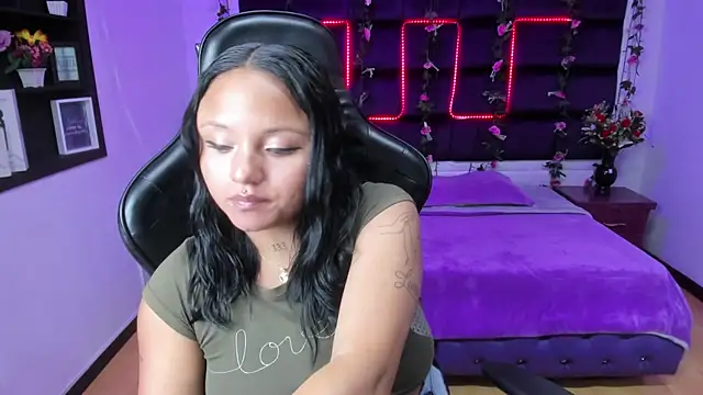 sweelanna   online show from February 26, 5:03 am