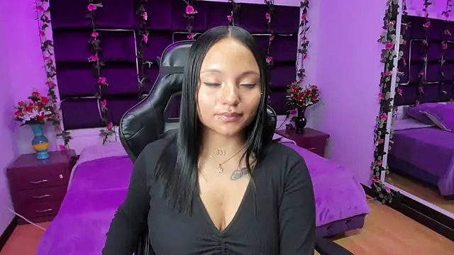 sweelanna   online show from March 7, 8:02 am