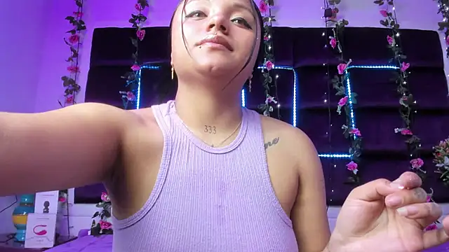 sweelanna   online show from February 21, 7:12 am