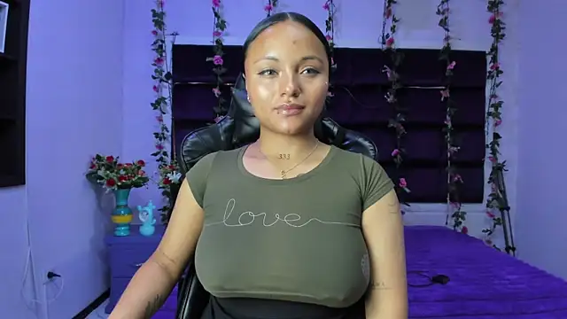 sweelanna   online show from June 4, 12:26 am