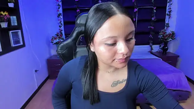 sweelanna   online show from March 11, 1:59 am