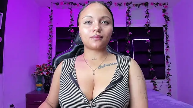 sweelanna   online show from November 14, 1:31 am