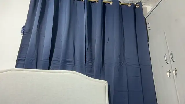 dominic brandd23 online show from November 3, 9:24 am