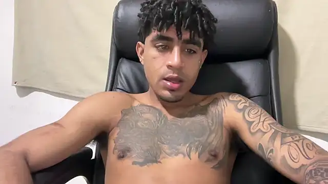 dominic brandd23 online show from March 9, 9:29 pm