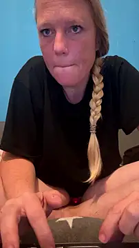 MoniqueLaFee online show from July 20, 6:43 am