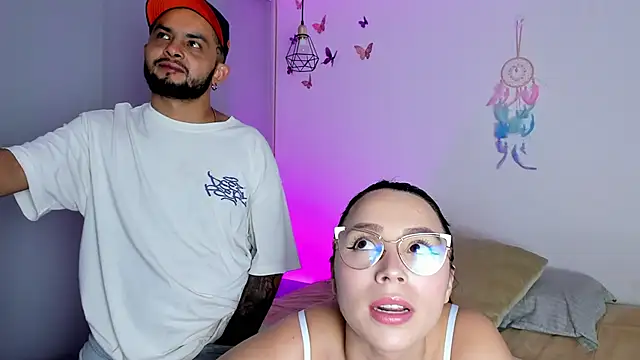 Snapshot of Chloe_Johnson_ chatting on November 9, 5:11 am Chloe Johnson online show from November 9, 5:11 am