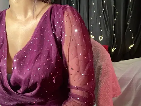 Sexy trisha  7 online show from May 1, 7:08 pm
