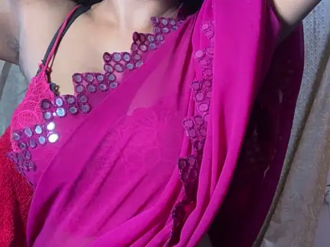 Sexy trisha  7 online show from February 3, 6:35 pm