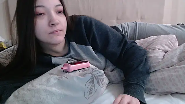 AlisaDevis online show from February 22, 7:22 am