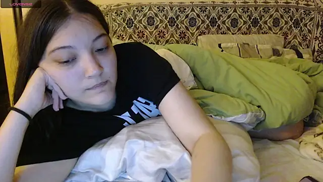 AlisaDevis online show from October 7, 5:03 pm