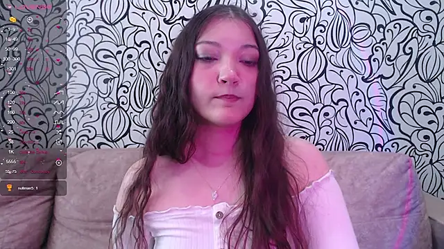 Snapshot of AlisaDevis chatting on June 27, 12:22 pm AlisaDevis online show from June 27, 12:22 pm
