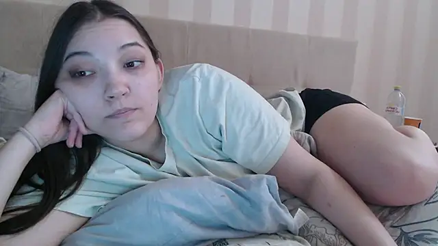 AlisaDevis online show from March 29, 11:12 am