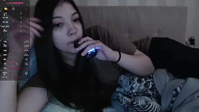 Snapshot of AlisaDevis chatting on July 25, 6:10 am AlisaDevis online show from July 25, 6:10 am