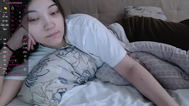 AlisaDevis online show from March 1, 7:19 am