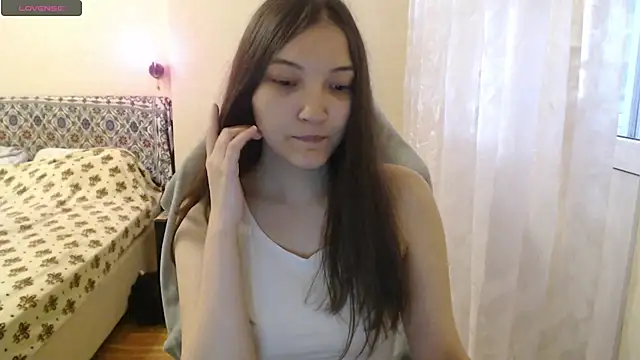 AlisaDevis online show from November 4, 7:56 am