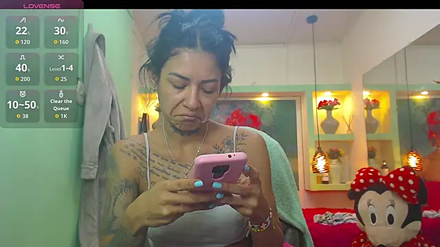 Snapshot of lorenapinto chatting on May 30, 6:02 pm lorenapinto online show from May 30, 6:02 pm