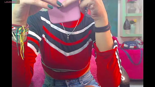 lorenapinto online show from April 18, 3:42 am