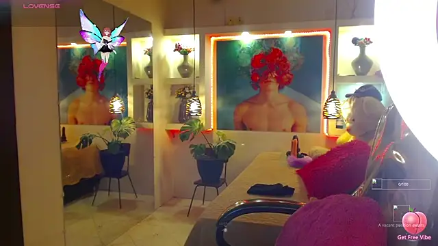 lorenapinto online show from November 8, 8:01 pm