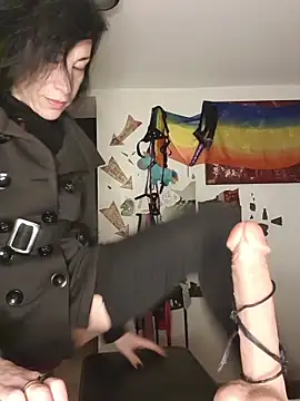 freyamoret online show from March 28, 4:24 am