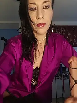 Snapshot of freyamoret chatting on June 15, 3:51 am freyamoret online show from June 15, 3:51 am