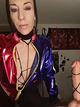 freyamoret online show from May 4, 2:15 am