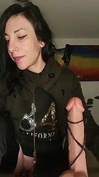 Snapshot of freyamoret chatting on February 20, 4:20 am freyamoret online show from February 20, 4:20 am