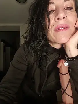 freyamoret online show from March 27, 3:37 am