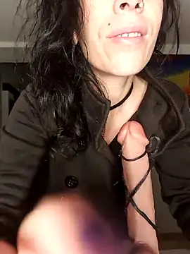 freyamoret online show from November 9, 4:38 am