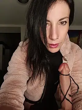 freyamoret online show from March 22, 3:43 am