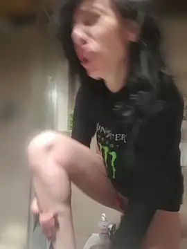 freyamoret online show from March 24, 4:45 am