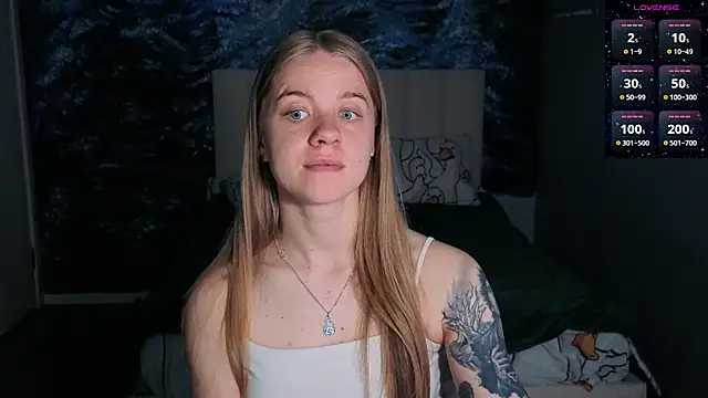 candy maggie online show from May 26, 5:55 pm