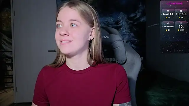 candy maggie online show from December 20, 8:01 pm