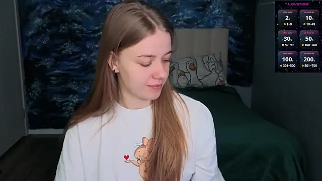 candy maggie online show from April 12, 9:34 am