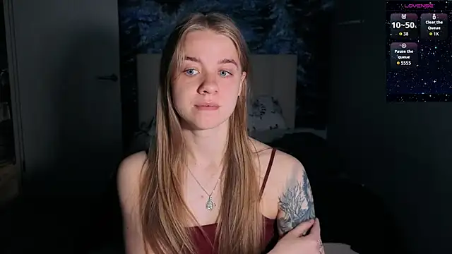 candy maggie online show from May 6, 6:23 pm
